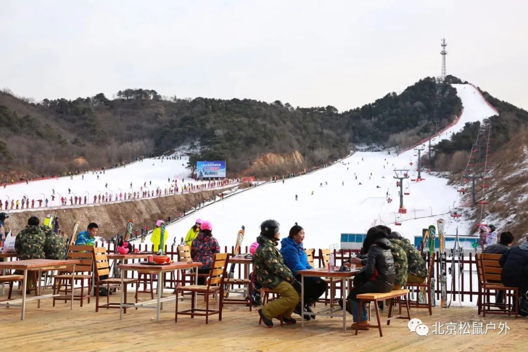 「云佛山滑雪」12.5/6，最后一周特价99元，北京周边性价比最高的综合性雪场，双板免费教